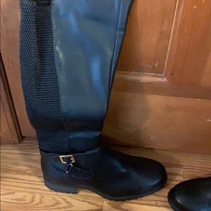 New I comfort women’s boots 10 wide NWB